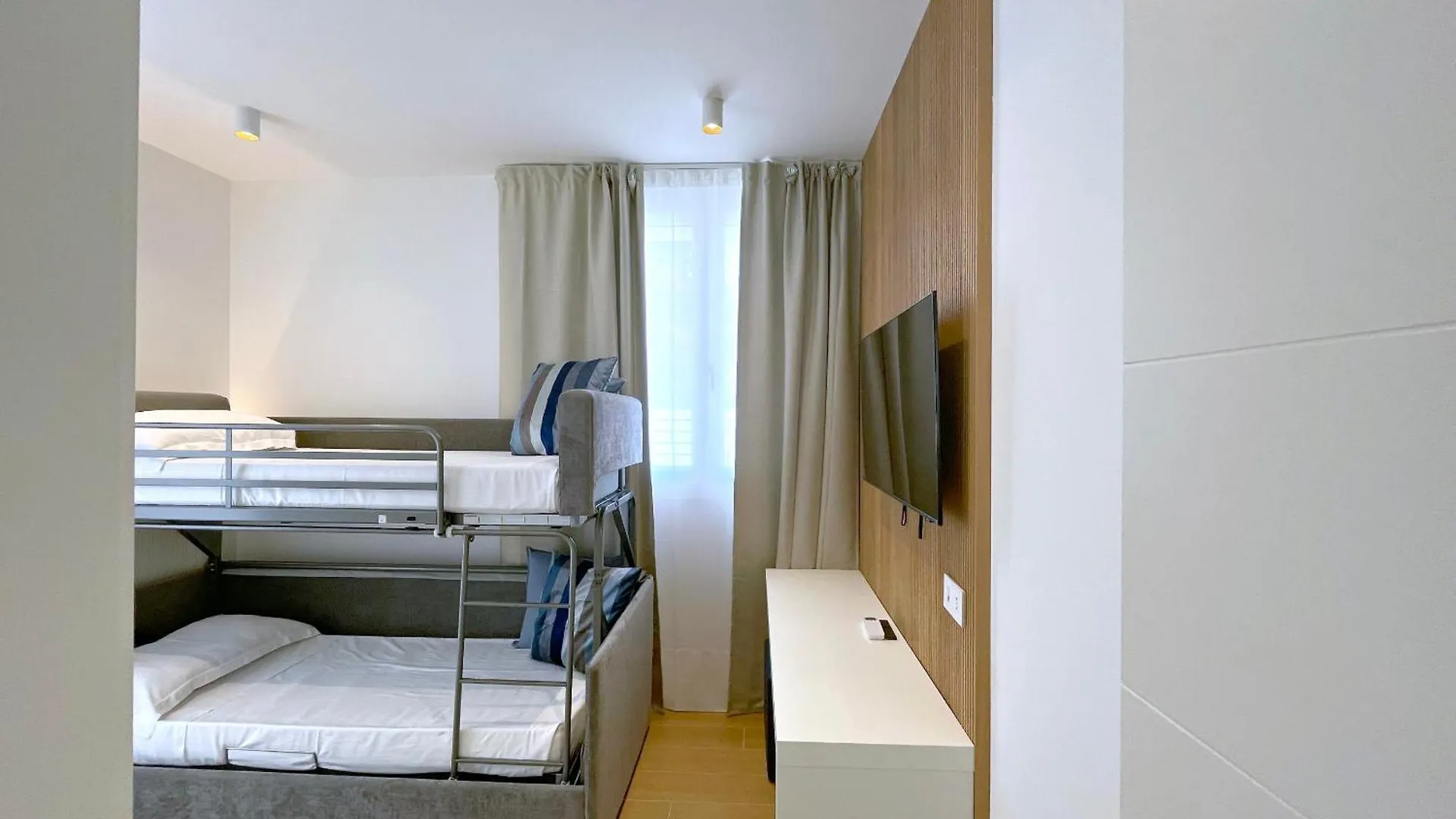 Arcioun Apartments Riccione Italy